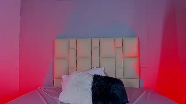 Zafiro  Brown online show from January 7, 2026, 12:07 pm