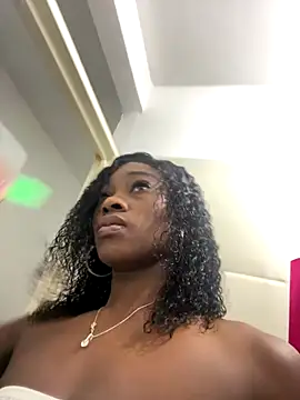 Snapshot of Skylar_Smith_ chatting on December 18, 2025, 11:49 am Skylar Smith online show from December 18, 2025, 11:49 am