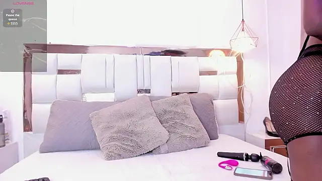 Snapshot of Skylar_Smith_ chatting on March 12, 2026, 12:33 pm Skylar Smith online show from March 12, 2026, 12:33 pm