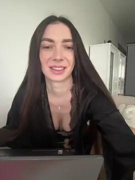 Snapshot of AmandaStoun chatting on December 15, 2025, 12:09 pm AmandaStoun online show from December 15, 2025, 12:09 pm