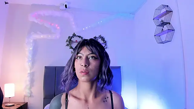 Ambar gh1 online show from November 10, 2025, 7:24 pm