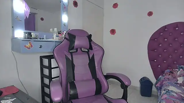 Snapshot of soffy_rosses chatting on February 3, 2026, 6:40 am soffy rosses online show from February 3, 2026, 6:40 am