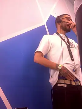 malek xarx  online show from January 9, 2026, 3:15 pm