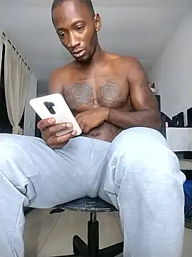 Snapshot of Jhoan_Simply chatting on January 14, 2026, 5:24 am Jhoan Simply online show from January 14, 2026, 5:24 am