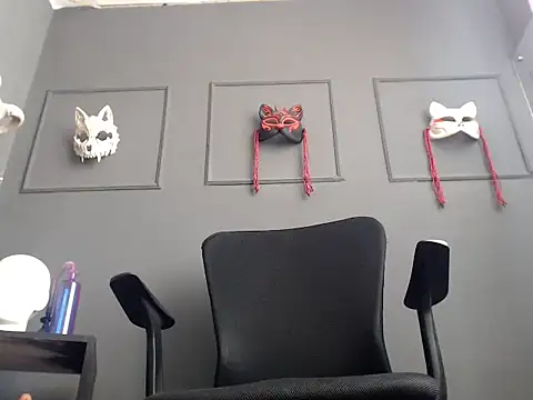 Snapshot of zain_kreigger chatting on September 28, 2025, 2:11 pm zain kreigger online show from September 28, 2025, 2:11 pm