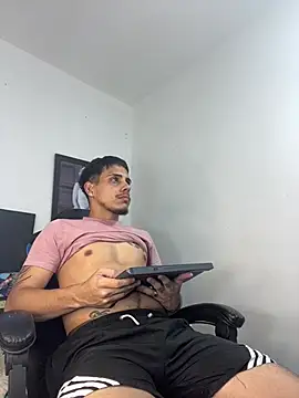 Luke Stone online show from April 14, 2026, 9:21 pm