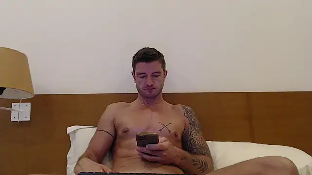 Snapshot of aleks_hot1234 chatting on April 17, 2026, 11:41 pm aleks hot1234 online show from April 17, 2026, 11:41 pm