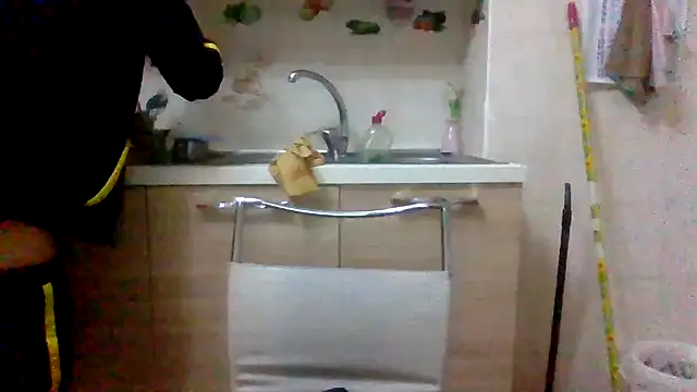 Kelly80 online show from March 13, 2026, 4:19 am