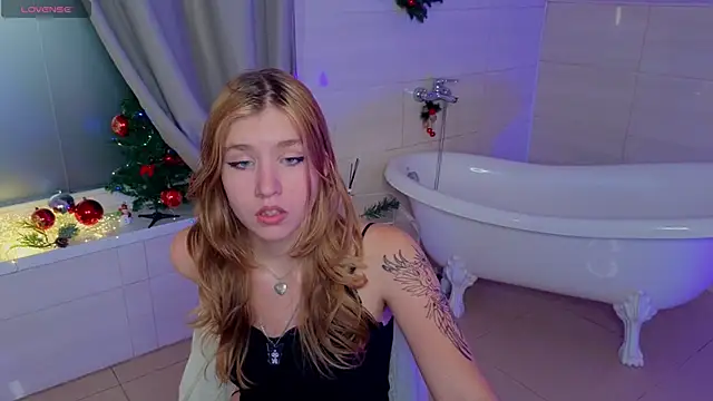 Iris Rain online show from November 30, 2025, 10:19 am