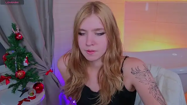 Iris Rain online show from December 15, 2025, 10:08 am