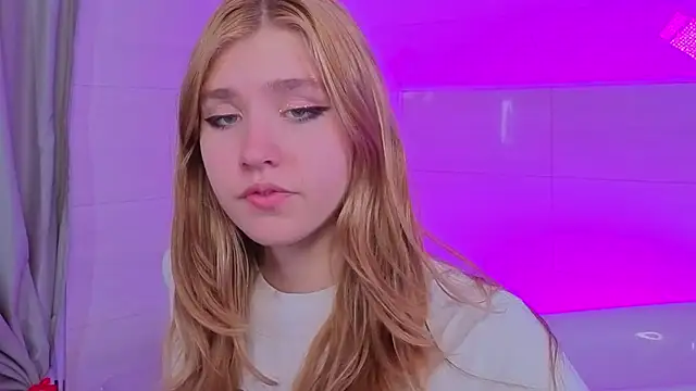 Iris Rain online show from December 16, 2025, 9:25 am