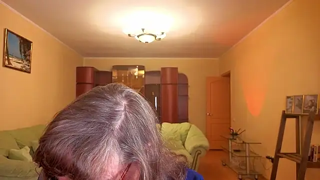 Snapshot of Betty_Brick chatting on January 9, 2026, 2:53 pm Betty Brick online show from January 9, 2026, 2:53 pm