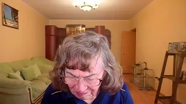 Snapshot of Betty_Brick chatting on January 10, 2026, 1:57 pm Betty Brick online show from January 10, 2026, 1:57 pm