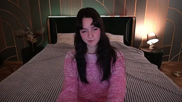 BerryDiva online show from November 26, 2025, 7:31 am