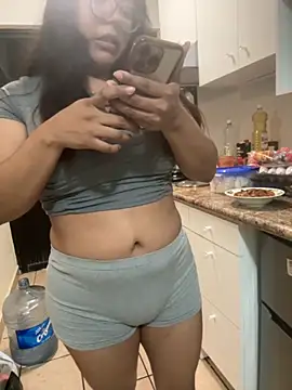 Snapshot of karysweetbeaury chatting on September 10, 2025, 2:22 am karysweetbeaury online show from September 10, 2025, 2:22 am