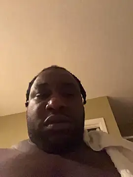 Snapshot of Jackfrost8871 chatting on December 16, 2025, 6:51 am Jackfrost8871 online show from December 16, 2025, 6:51 am