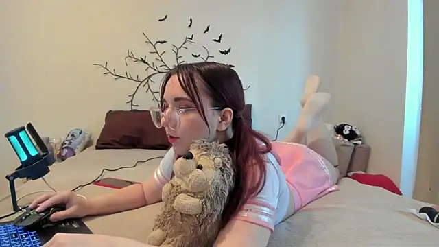 VellvetAnders online show from November 9, 2025, 7:39 am