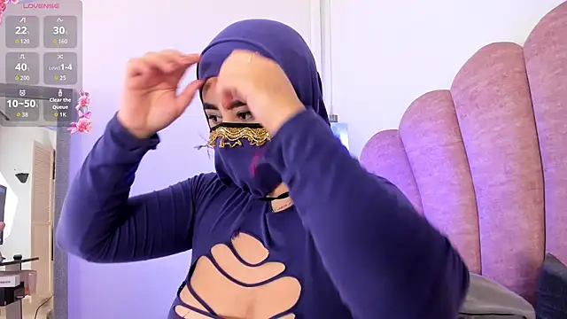 Snapshot of halabi_saha chatting on November 29, 2025, 11:02 am halabi saha online show from November 29, 2025, 11:02 am