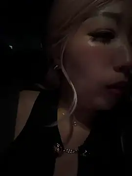 winter11 online show from November 26, 2025, 3:35 pm