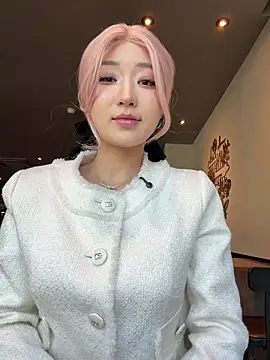 Snapshot of winter11 chatting on February 16, 2026, 2:29 am winter11 online show from February 16, 2026, 2:29 am