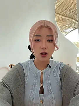 Snapshot of winter11 chatting on March 1, 2026, 1:29 am winter11 online show from March 1, 2026, 1:29 am