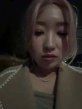 Snapshot of winter11 chatting on March 1, 2026, 1:35 pm winter11 online show from March 1, 2026, 1:35 pm