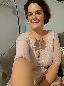 DadoTigresse online show from October 18, 2025, 7:03 pm