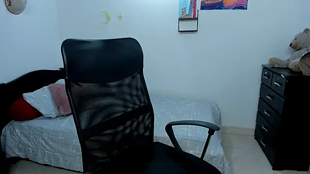 Sweet Amanda 95 online show from November 17, 2025, 3:45 am