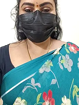 Snapshot of honey-flower chatting on November 12, 2025, 9:53 am honey-flower online show from November 12, 2025, 9:53 am