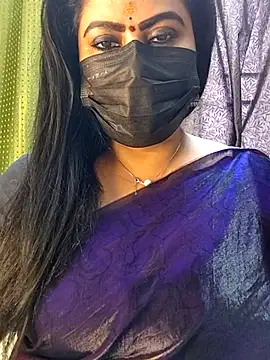 Snapshot of honey-flower chatting on November 15, 2025, 8:11 am honey-flower online show from November 15, 2025, 8:11 am