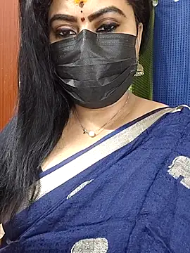 Snapshot of honey-flower chatting on November 16, 2025, 3:34 am honey-flower online show from November 16, 2025, 3:34 am