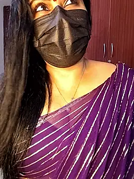 Snapshot of honey-flower chatting on December 2, 2025, 7:14 am honey-flower online show from December 2, 2025, 7:14 am