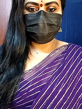 Snapshot of honey-flower chatting on December 2, 2025, 8:04 pm honey-flower online show from December 2, 2025, 8:04 pm