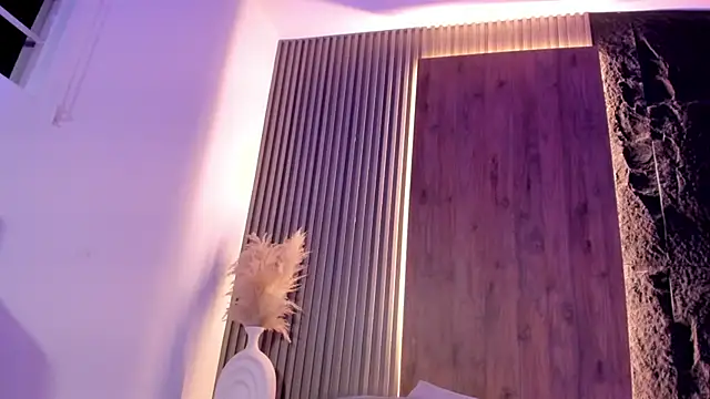 Snapshot of evelin_lopezz chatting on October 29, 2025, 2:25 am evelin lopezz online show from October 29, 2025, 2:25 am