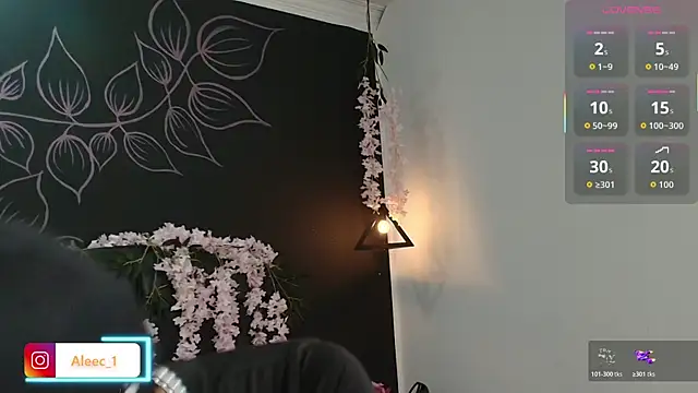 Aleecandrews online show from November 11, 2025, 7:25 pm