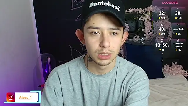 Aleecandrews online show from November 12, 2025, 7:13 pm