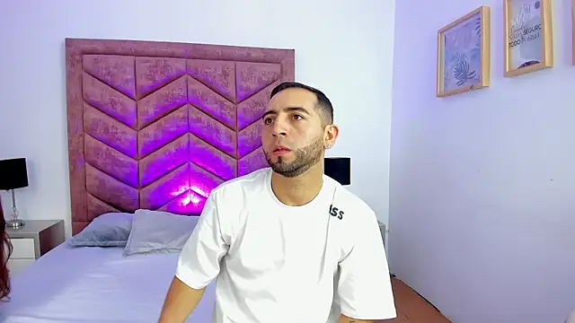 Lushian  online show from December 21, 2025, 3:41 pm