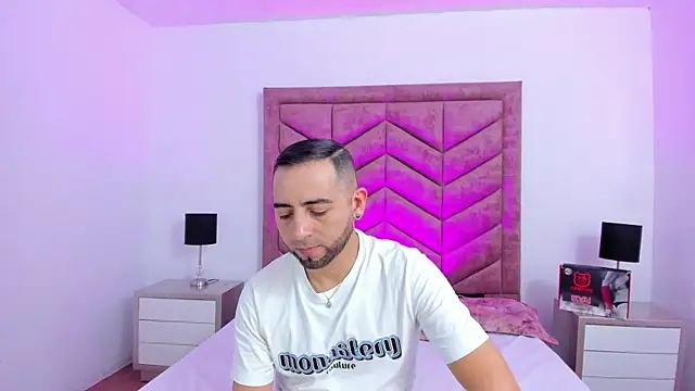 Snapshot of Lushian_ chatting on June 3, 2026, 4:01 pm Lushian online show from June 3, 2026, 4:01 pm