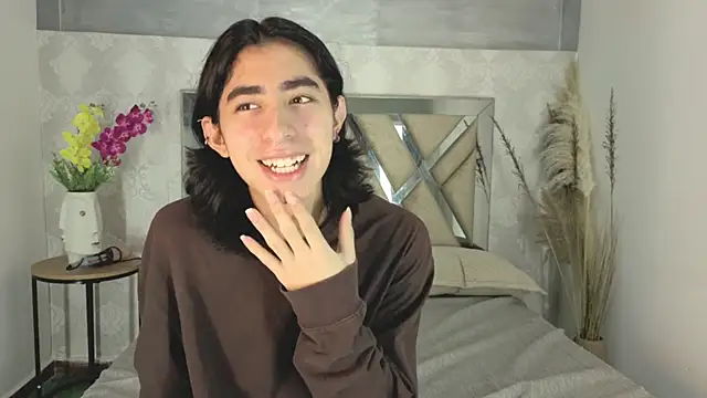 ryo light online show from December 19, 2025, 8:49 pm