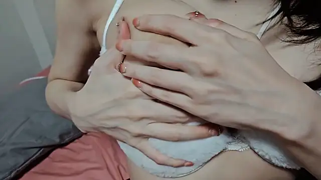 Snapshot of hinata_chan3 chatting on January 11, 2026, 11:59 am hinata chan3 online show from January 11, 2026, 11:59 am