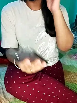 Snapshot of Arshii chatting on September 13, 2025, 7:13 pm Arshii online show from September 13, 2025, 7:13 pm