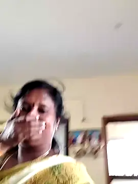 Snapshot of tamil_Nathi chatting on February 5, 2026, 10:31 am tamil Nathi online show from February 5, 2026, 10:31 am