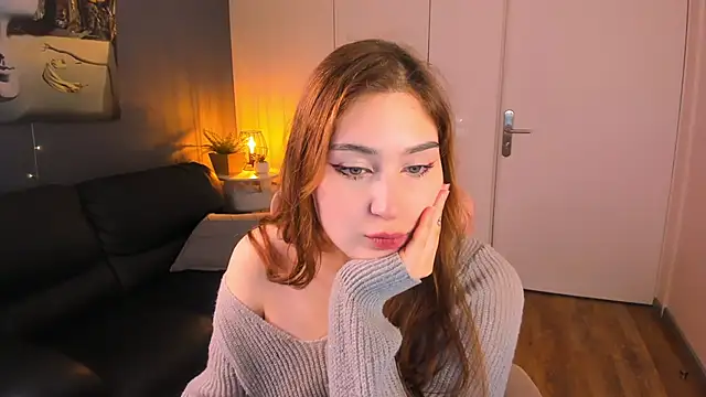Snapshot of Lili_Luuu chatting on March 31, 2026, 9:10 am Lili Luuu online show from March 31, 2026, 9:10 am