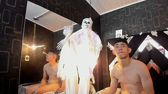 Liam and Barbie online show from October 19, 2025, 3:40 am