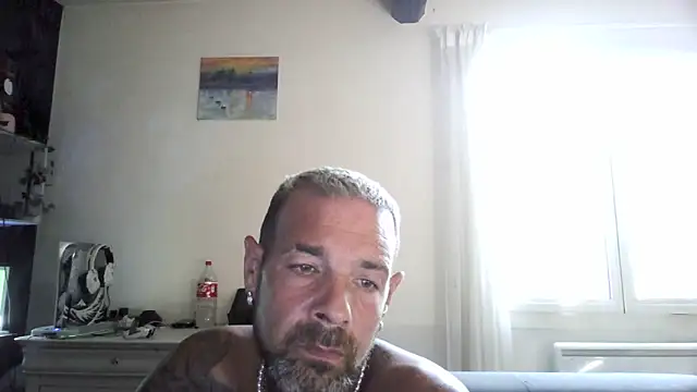 Snapshot of soumisdeblake83 chatting on June 16, 2026, 6:27 am soumisdeblake83 online show from June 16, 2026, 6:27 am