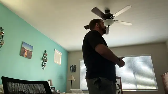 spongers1402 online show from February 4, 2026, 10:58 pm