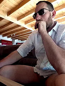 BrunJulienMetis online show from February 22, 2026, 1:20 pm