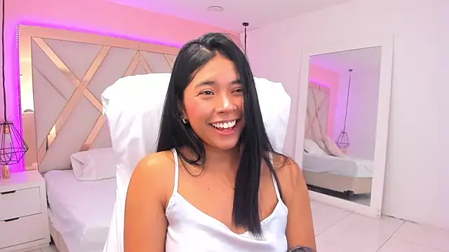 samantaa shy online show from February 3, 2026, 2:53 am