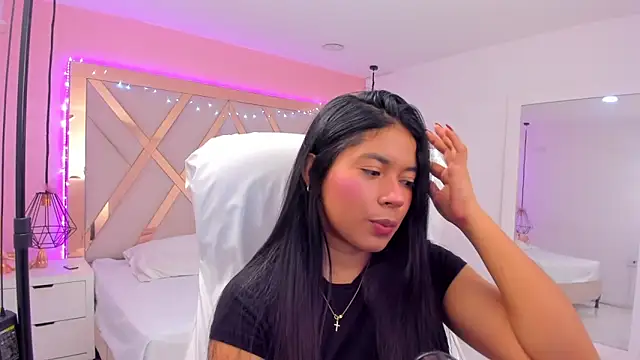 samantaa shy online show from February 11, 2026, 3:00 am