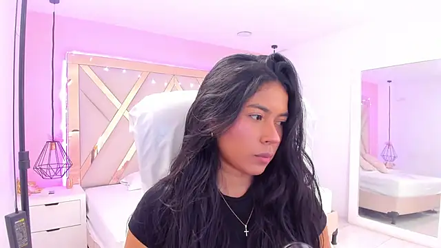 samantaa shy online show from February 26, 2026, 2:32 am